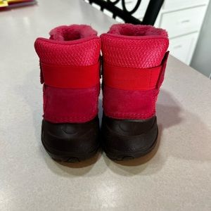 Baby boots  super cute!  Great condition!